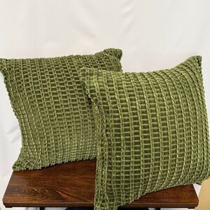 Crate & Barrel 2 green velvet pillows 18x18